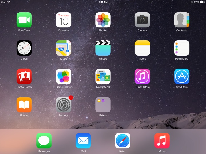 Home Screen Landscape on iPad Air 2 + iPad mini 3 running iOS 8.0