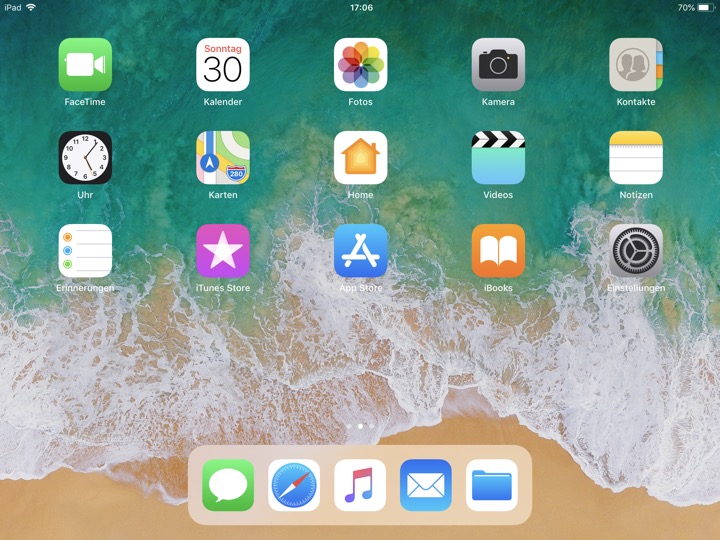 Home Screen Landscape on iPad 9.7-inch + 7.9-inch running iOS 11