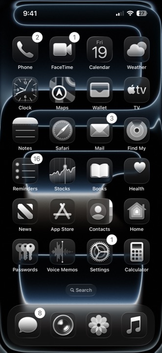 Home Screen on iPhone 17 Pro running iOS 26.0