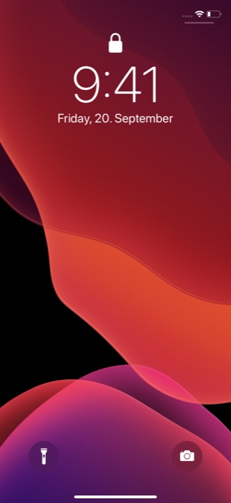 Lock Screen Dark on iPhone 11 running iOS 13.5.1