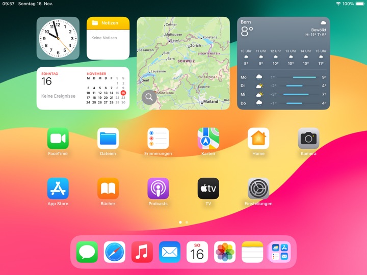 Home Screen Light Landscape on iPad 9.7-inch + 7.9-inch running iPadOS 17