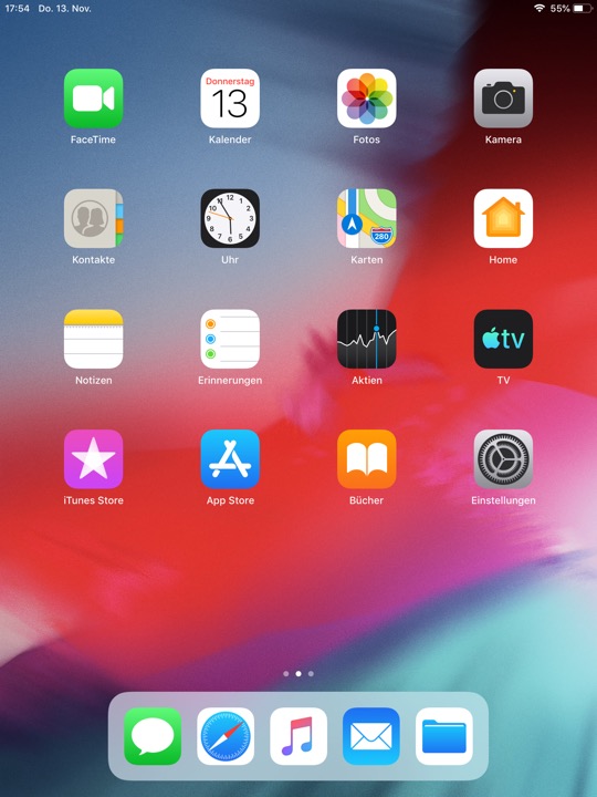 Home Screen Portrait on iPad mini (5th generation) running iOS 12
